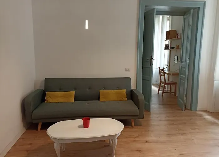 La Casa Al Centro Storico Апартаменты Неаполь